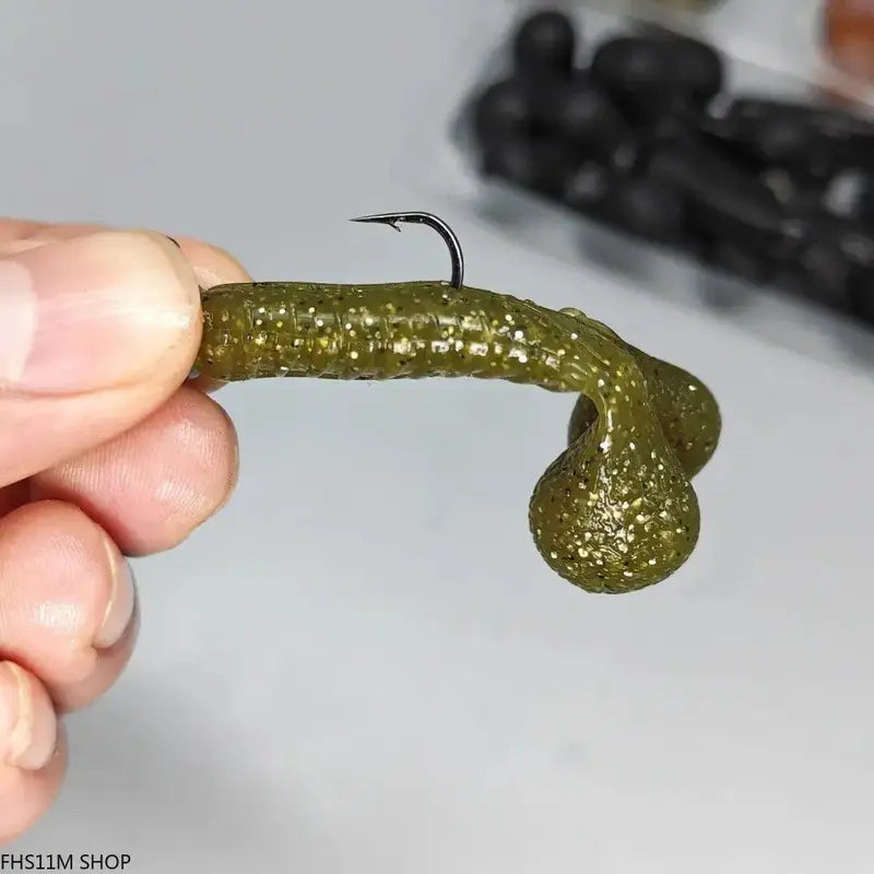 7-Piece Shrimp-Shaped Soft Plastic Worm Fishing Lure Set – Lead-Free Drop-Shot Bait with Realistic Action